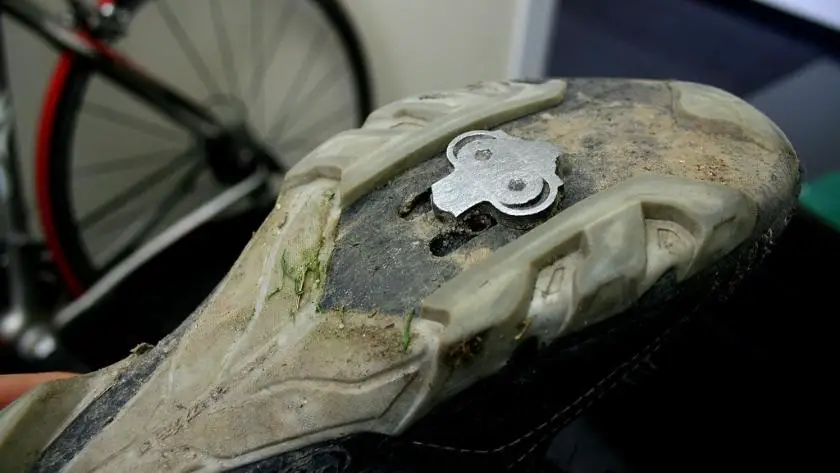 When should you replace cycling cleats_